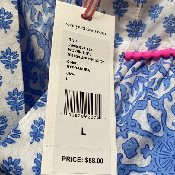 Vineyard Vines top - brand new - Picture 6 of 6
